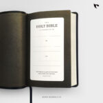 KJV Thinline Reference Bible | Black Bonded Leather